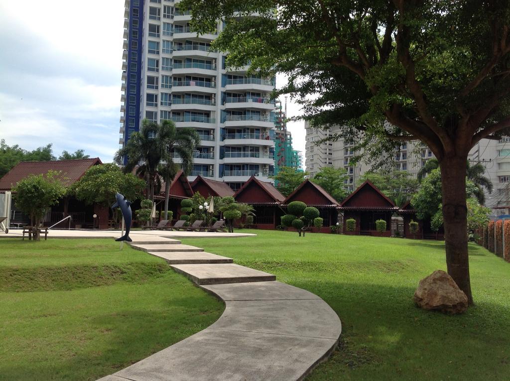 Marsi Pattaya Hotel Exterior foto